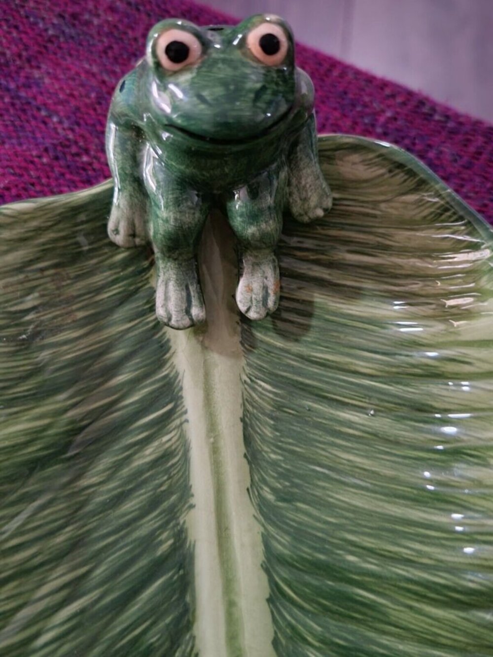 Lotus 2000 Green Ceramic Palm Banana Leaf Removable Frog Dish Tray Decor 10x5in - Picture 2 of 7